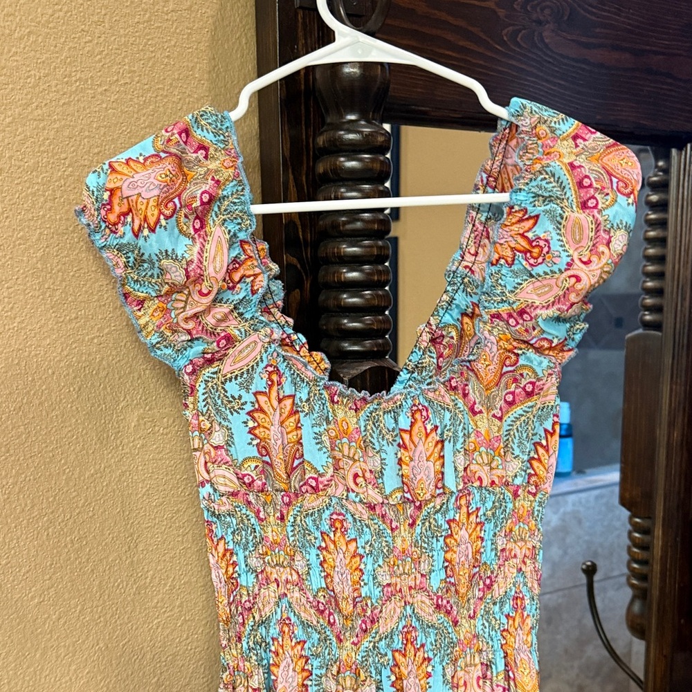 Colorful Paisley Maxi Dress - Picture 5 of 6